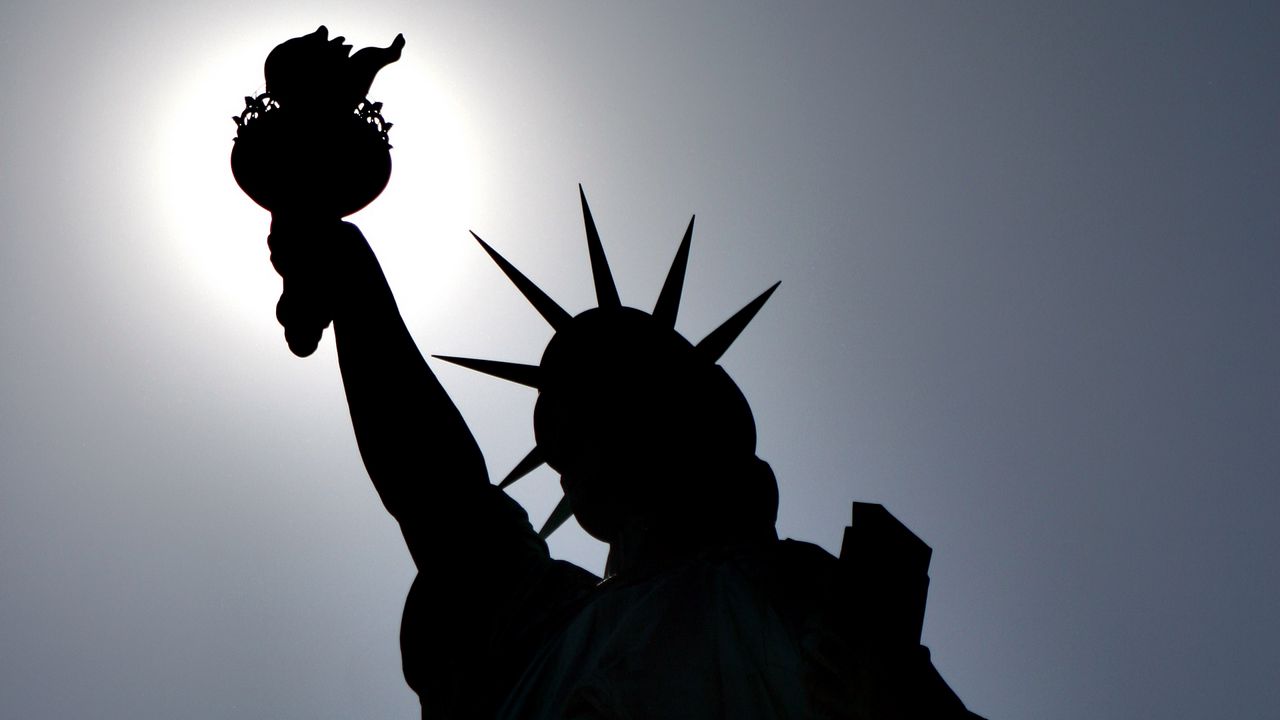 Wallpaper statue of liberty, new york, usa, shape, shadow