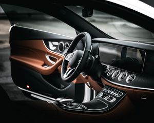Preview wallpaper steering wheel, car, salon, door