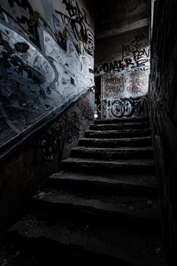 Preview wallpaper steps, graffiti, dark