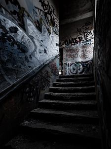 Preview wallpaper steps, graffiti, dark