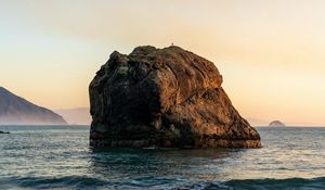 Preview wallpaper stone, rock, sea, waves, sky