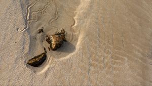 Preview wallpaper stone, sand, beach