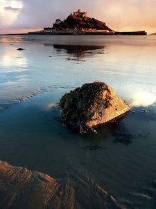 Preview wallpaper stone, sand, sea, island