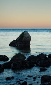 Preview wallpaper stone, sea, twilight, horizon