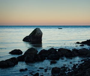 Preview wallpaper stone, sea, twilight, horizon