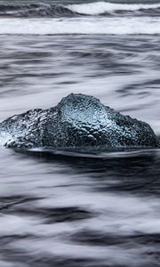 Preview wallpaper stone, sea, waves, nature, landscape