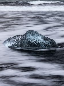 Preview wallpaper stone, sea, waves, nature, landscape