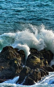 Preview wallpaper stone, sea, waves, foam, splashes