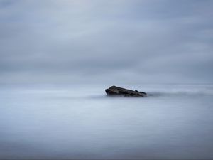 Preview wallpaper stone, water, fog, minimalism