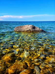 Preview wallpaper stone, water, pebbles, horizon