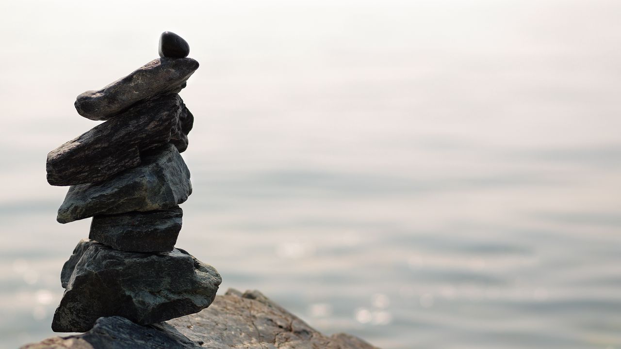 Wallpaper stones, balance, sea, blur