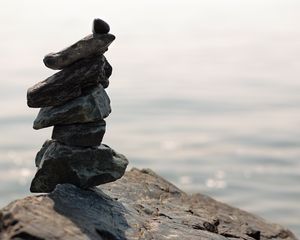 Preview wallpaper stones, balance, sea, blur