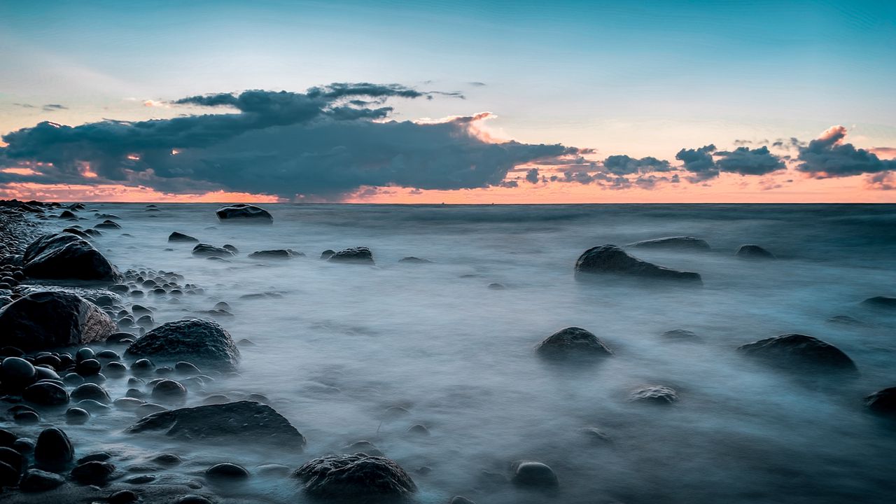 Wallpaper stones, coast, fog, horizon, sunset