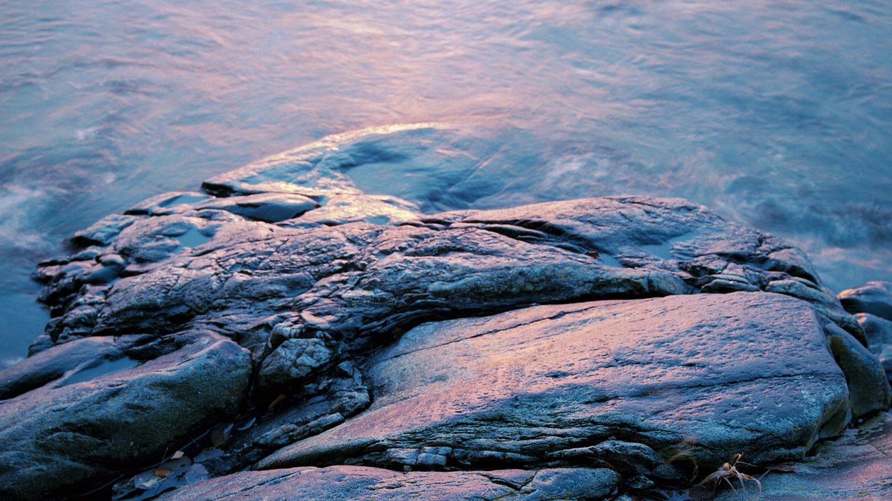 Wallpaper stones, cranny, relief, water, wet
