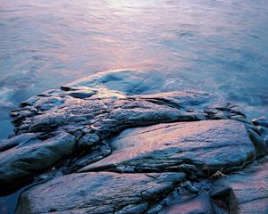 Preview wallpaper stones, cranny, relief, water, wet