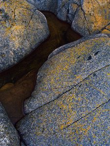 Preview wallpaper stones, cranny, water, relief