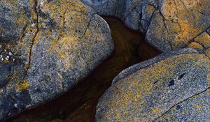 Preview wallpaper stones, cranny, water, relief