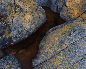 Preview wallpaper stones, cranny, water, relief