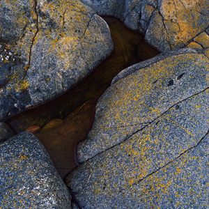 Preview wallpaper stones, cranny, water, relief