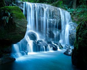 Preview wallpaper stones, falls, moss, evening