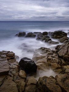 Preview wallpaper stones, fog, sea, sky, horizon, nature