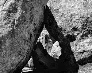 Preview wallpaper stones, gorge, black and white