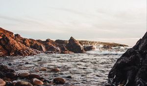 Preview wallpaper stones, jackdaws, rocks, sea, sky