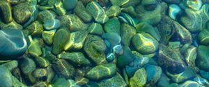 Preview wallpaper stones, pebbles, water, glare, distortion