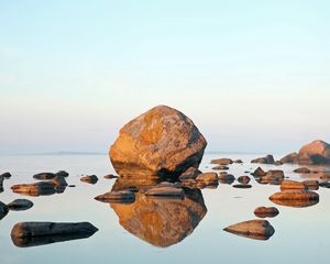 Preview wallpaper stones, reflection, water, lake