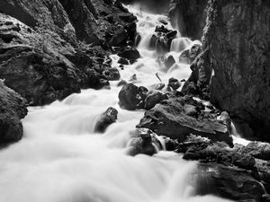 Preview wallpaper stones, river, nature, black and white