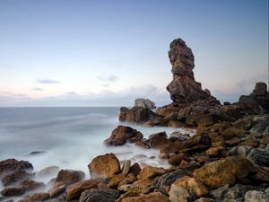 Preview wallpaper stones, sea, fog, light