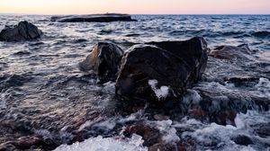 Preview wallpaper stones, sea, horizon, ice, coast