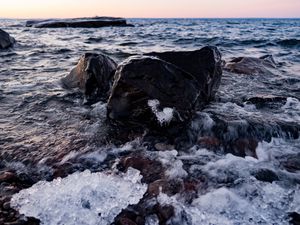 Preview wallpaper stones, sea, horizon, ice, coast