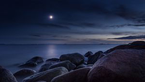 Preview wallpaper stones, sea, night, moon, light