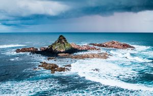 Preview wallpaper stones, sea, ocean, surf, foam