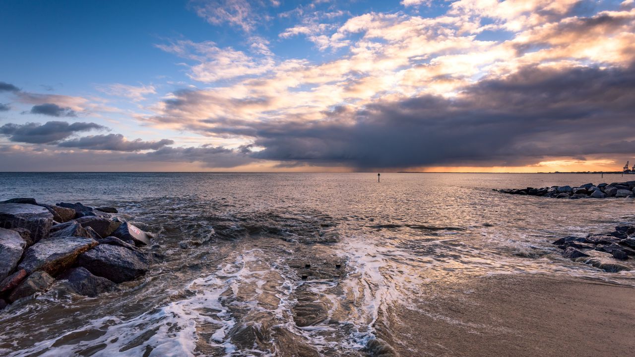 Wallpaper stones, sea, sky, horizon