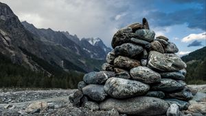Preview wallpaper stones, shape, sky, clouds