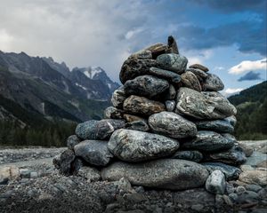 Preview wallpaper stones, shape, sky, clouds