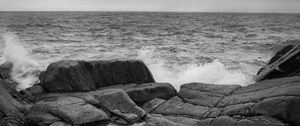 Preview wallpaper stones, shore, sea, waves, splashes, black and white
