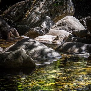 Preview wallpaper stones, stream, bottom, shadows