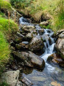 Preview wallpaper stones, stream, grass, nature