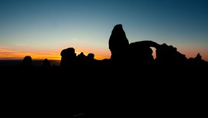 Preview wallpaper stones, sunset, silhouettes, utah, sky