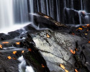 Preview wallpaper stones, water, waterfall, splashes, leaves