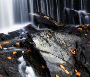 Preview wallpaper stones, water, waterfall, splashes, leaves