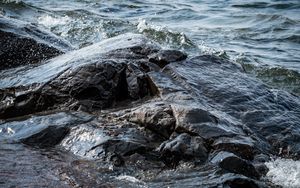Preview wallpaper stones, water, waves, lake, splashes