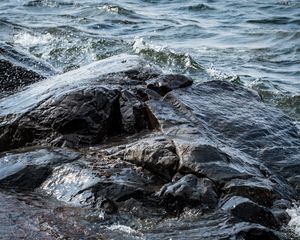 Preview wallpaper stones, water, waves, lake, splashes