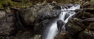 Preview wallpaper stones, waterfall, leaves, autumn