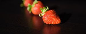 Preview wallpaper strawberries, berries, blur, food