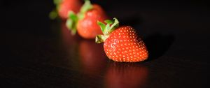 Preview wallpaper strawberries, berries, blur, food