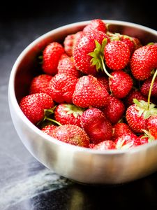 Preview wallpaper strawberries, berries, bowl, food